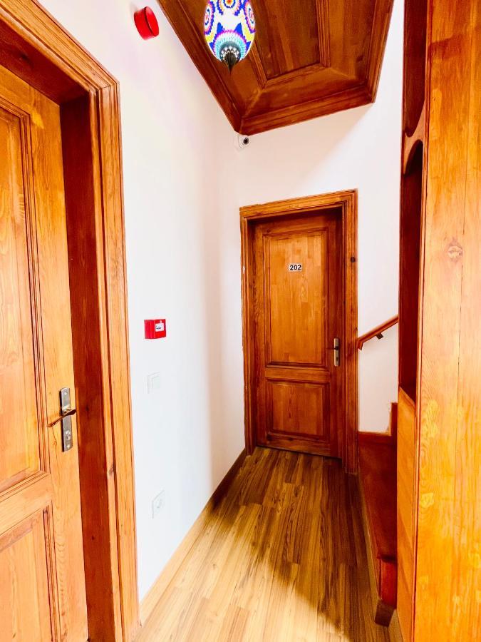Qonaq Hotel & Suites Istambul Extérieur photo